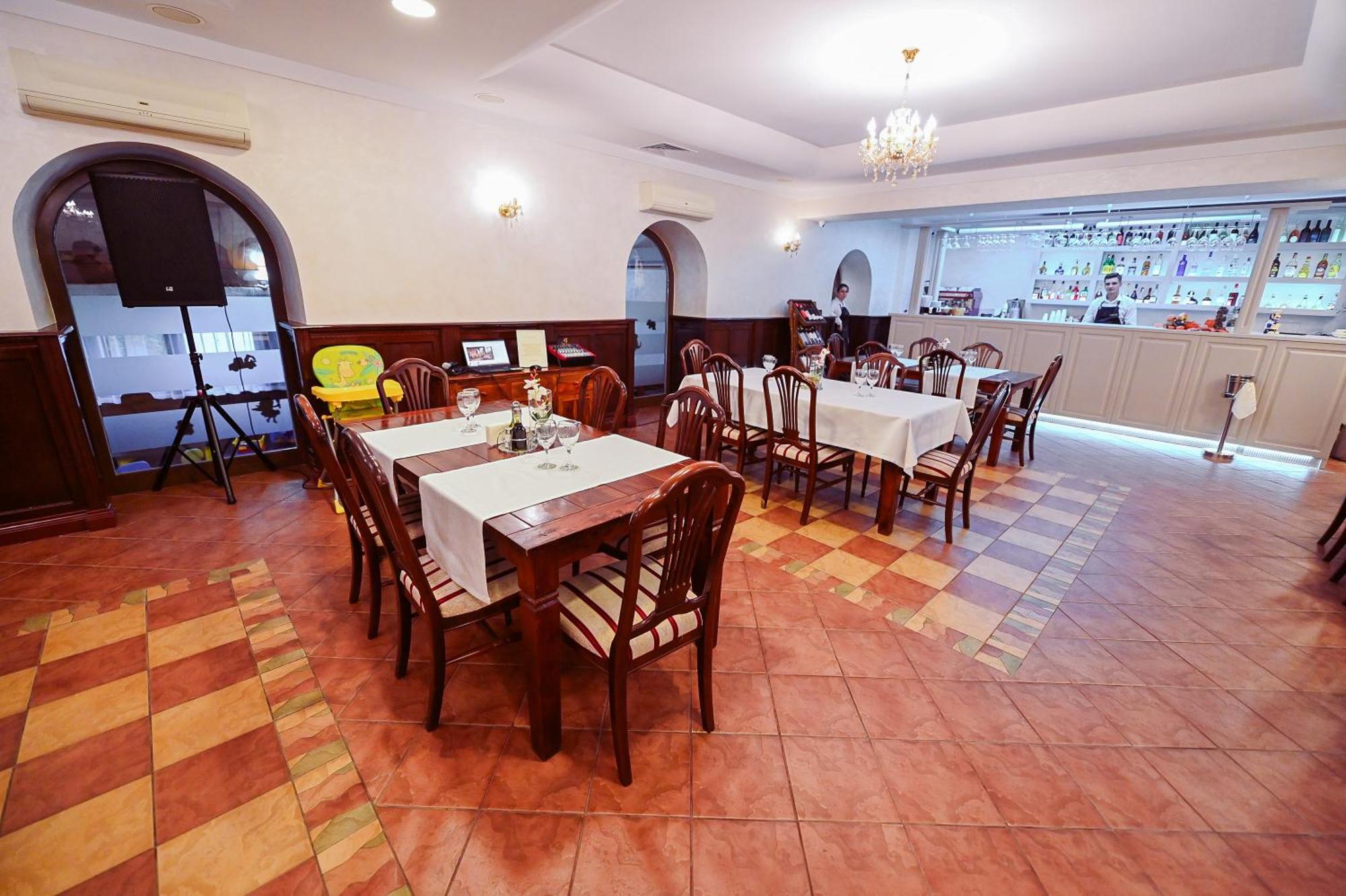 Conacul Domnesc Hotel Scheia Bagian luar foto