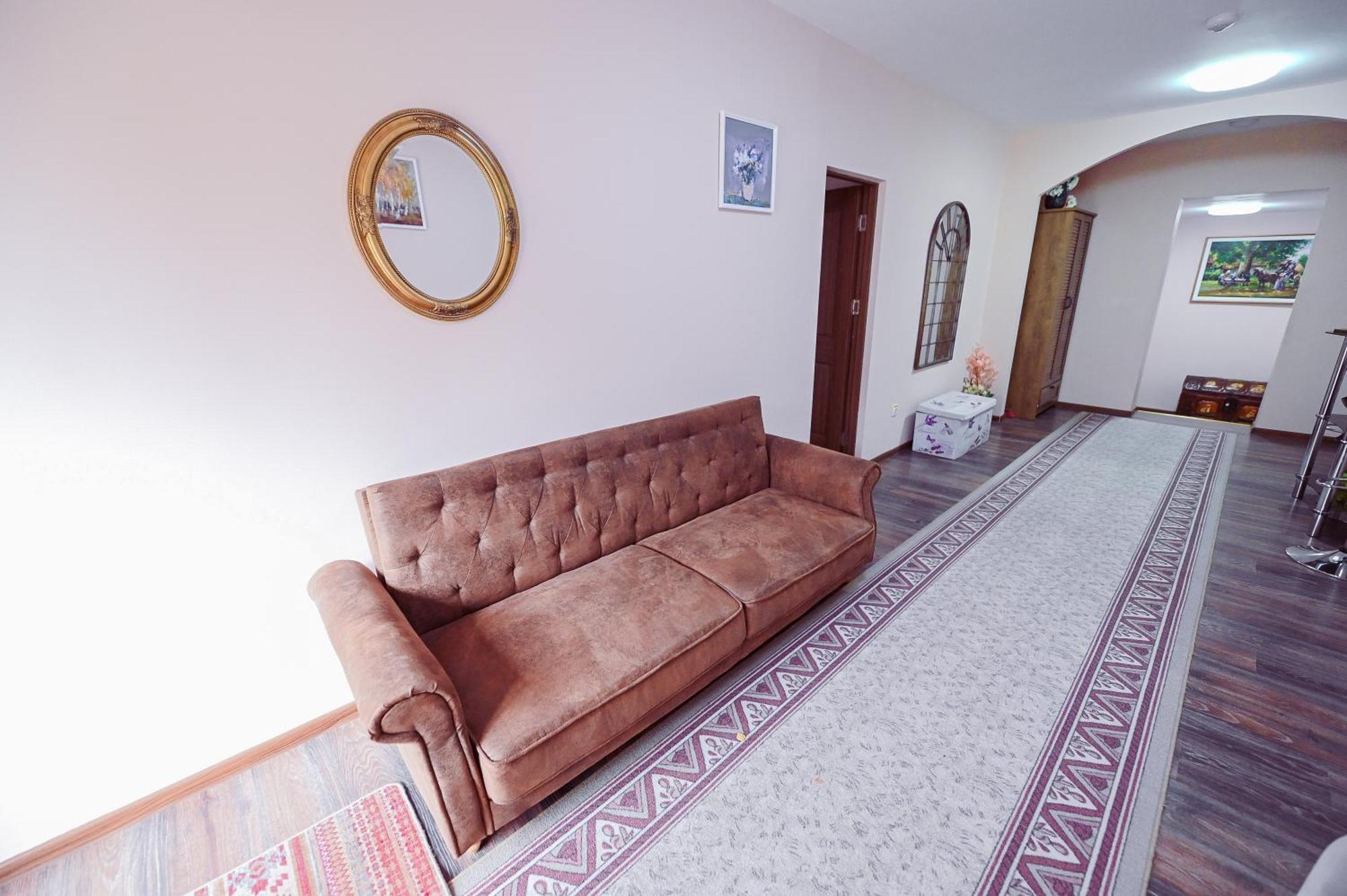 Conacul Domnesc Hotel Scheia Bagian luar foto