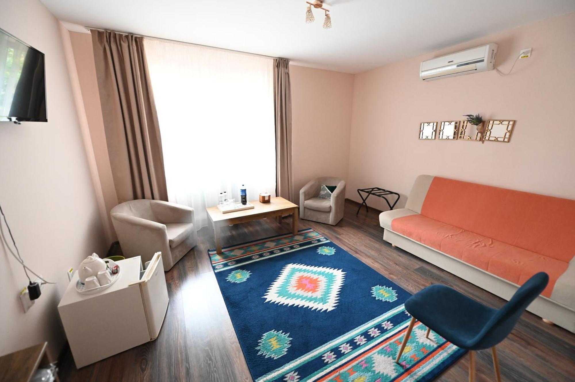 Conacul Domnesc Hotel Scheia Bagian luar foto