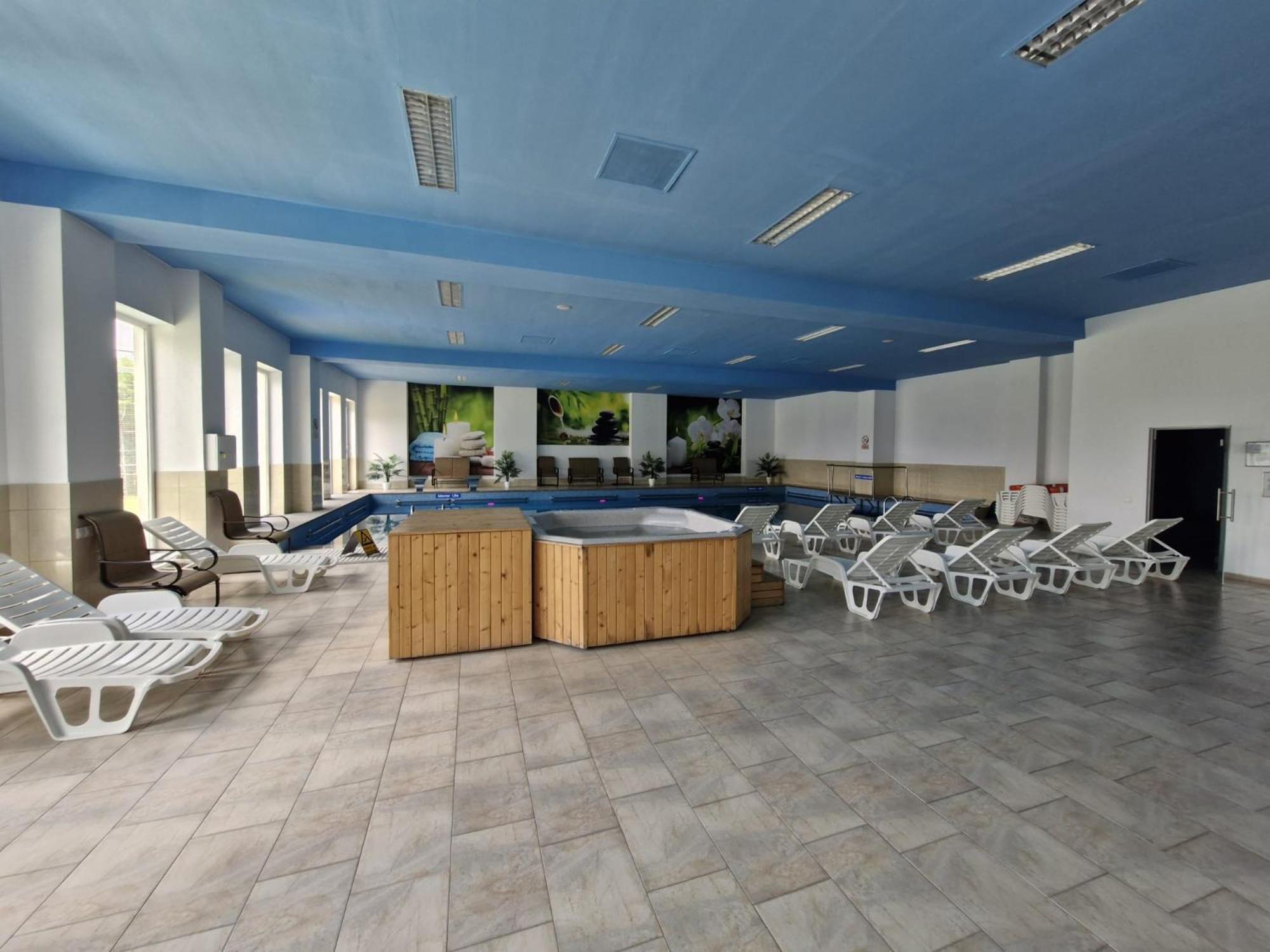 Conacul Domnesc Hotel Scheia Bagian luar foto